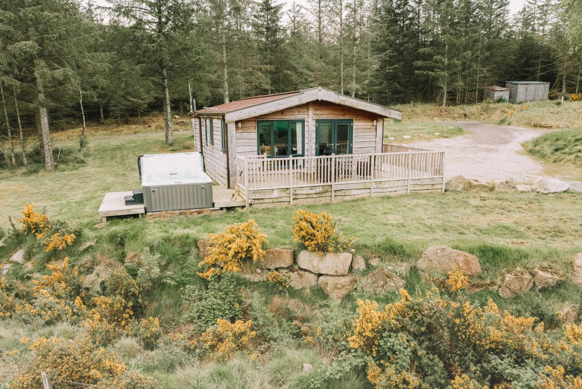 Burgie Woodland Lodges Forres Buitenkant foto